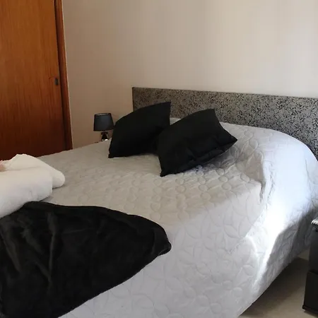 5j Panorama - Casas & Papeis * Armacao de Pera
